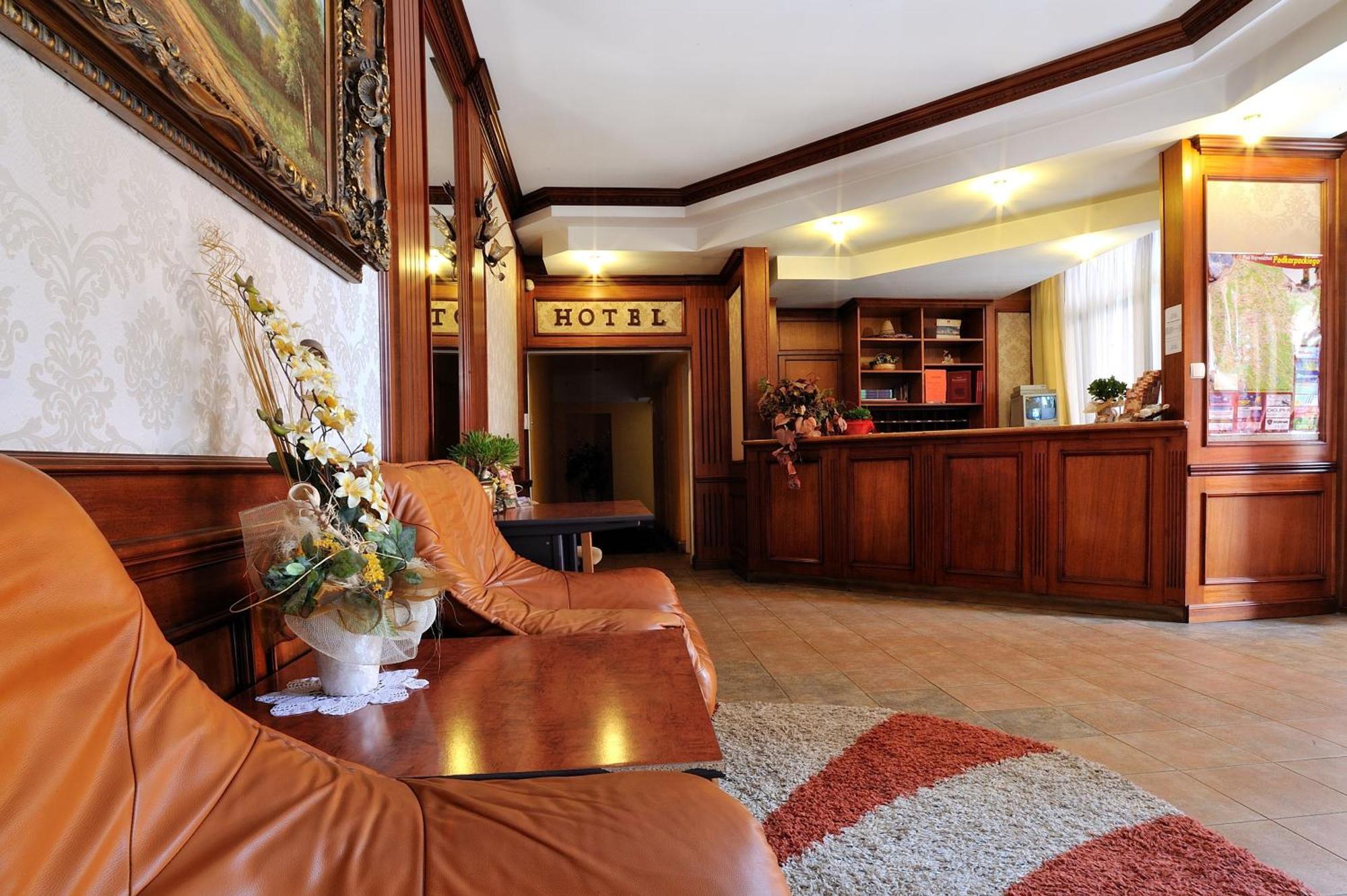 Hotel Restauracja Twist Krosno Exteriér fotografie